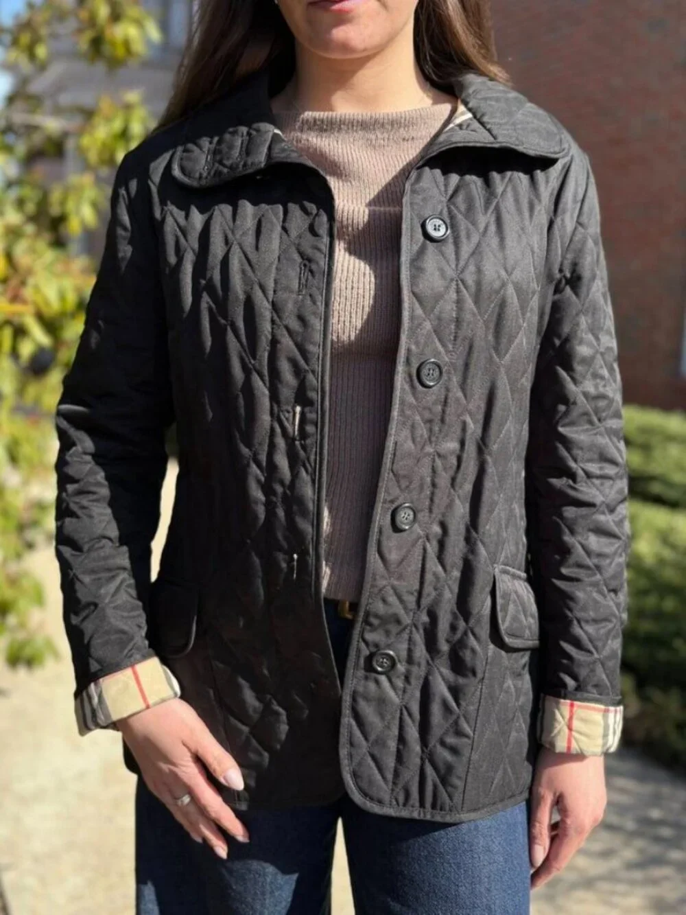 Burberry Quilted Belted Jacket - Size Medium - Picture 3 of 12